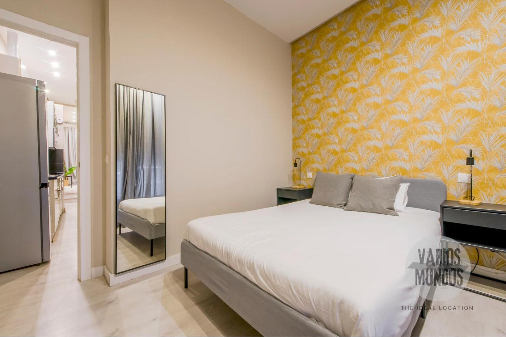 Comodidad Y Estilo Para 9 En Calle De Luciente E2 Madrid Buitenkant foto